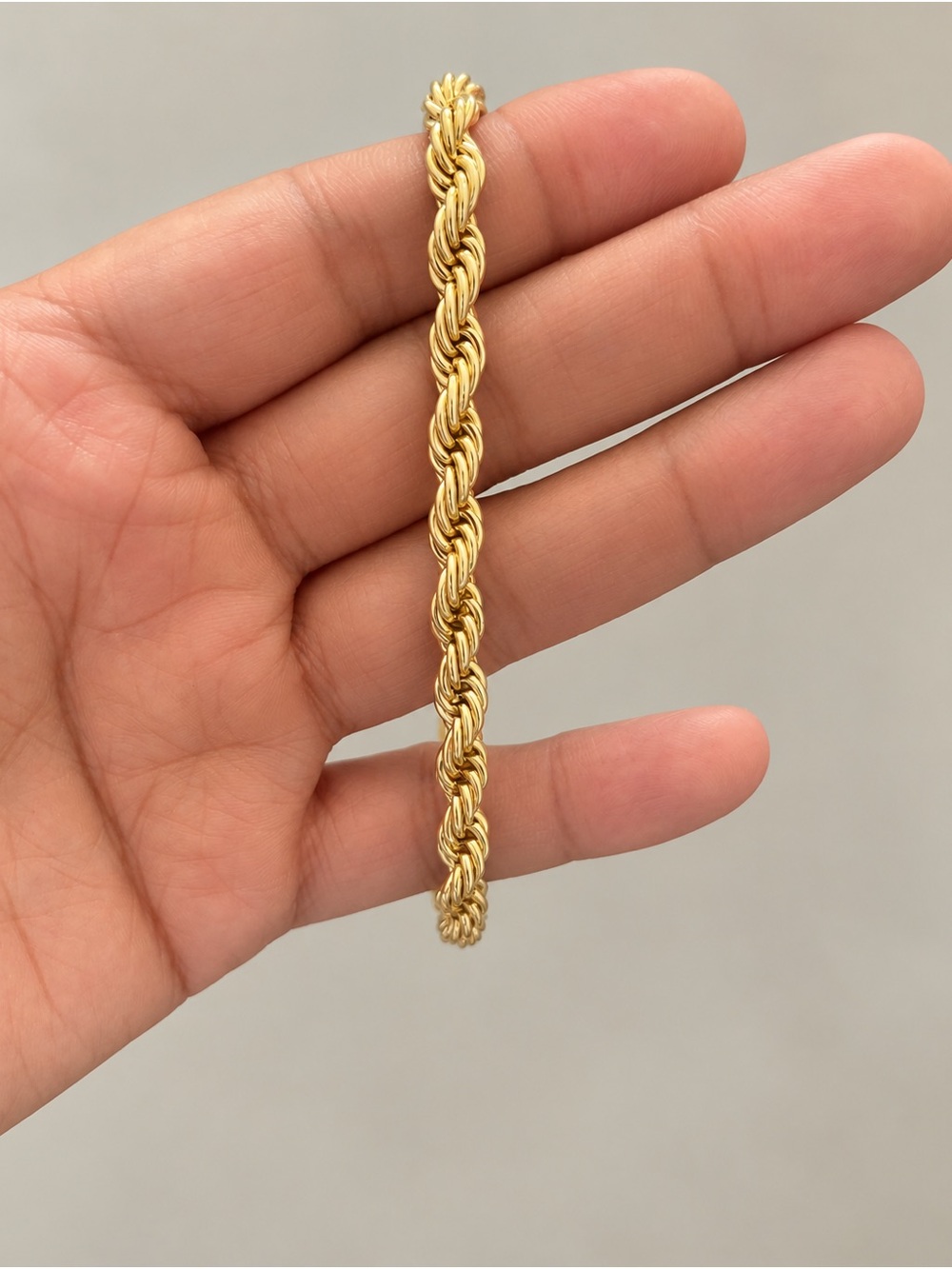 UNIVERSAL DRIP — Heavy Rope Chain | Gold Tone | 22” - Picture 3 of 5